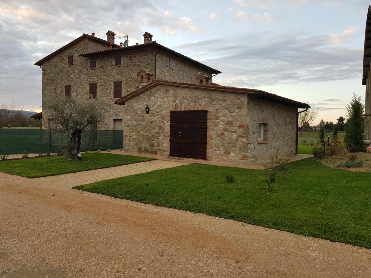Agriturismo Villa Al Piano Todi Exterior foto