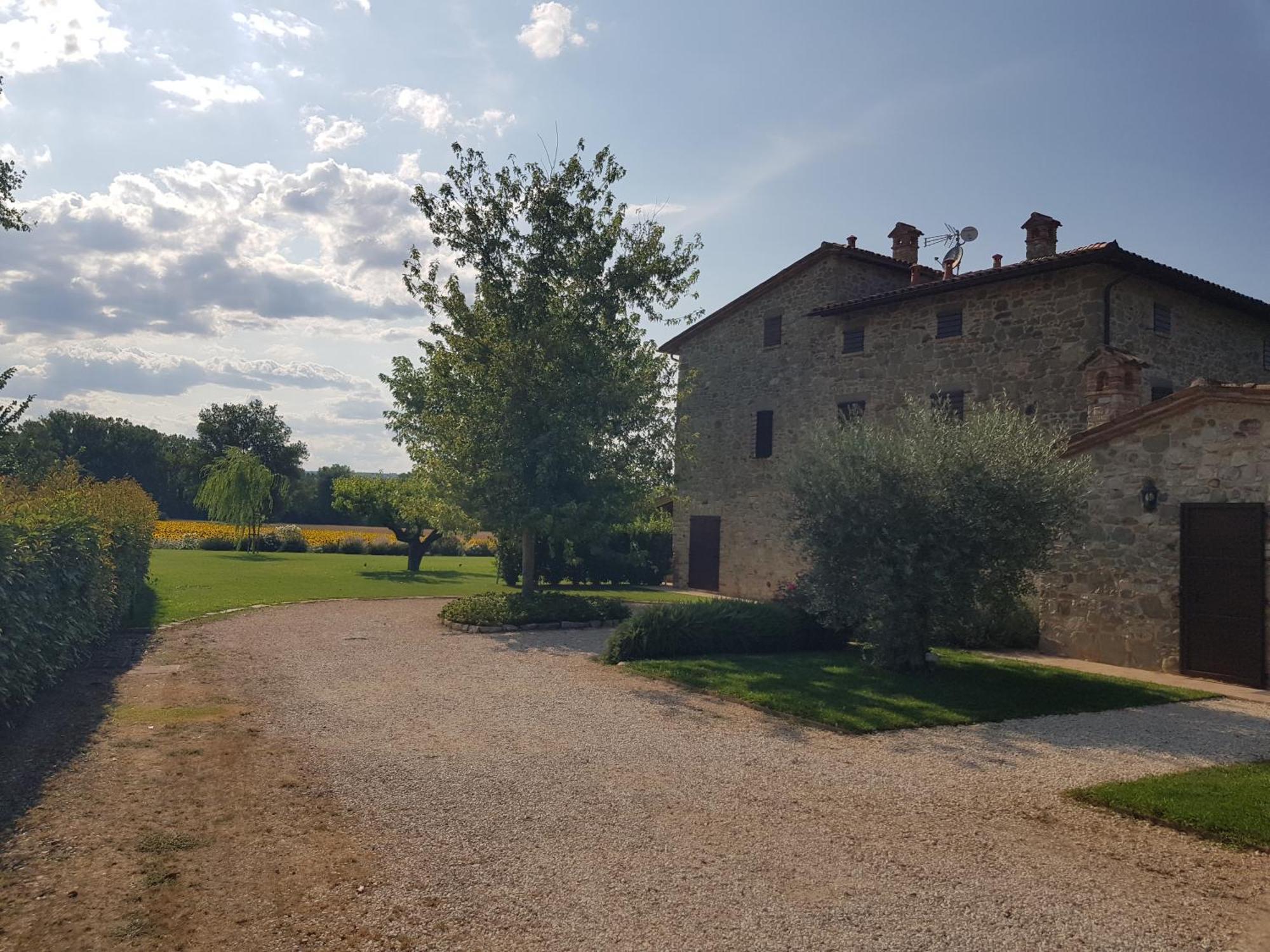 Agriturismo Villa Al Piano Todi Exterior foto